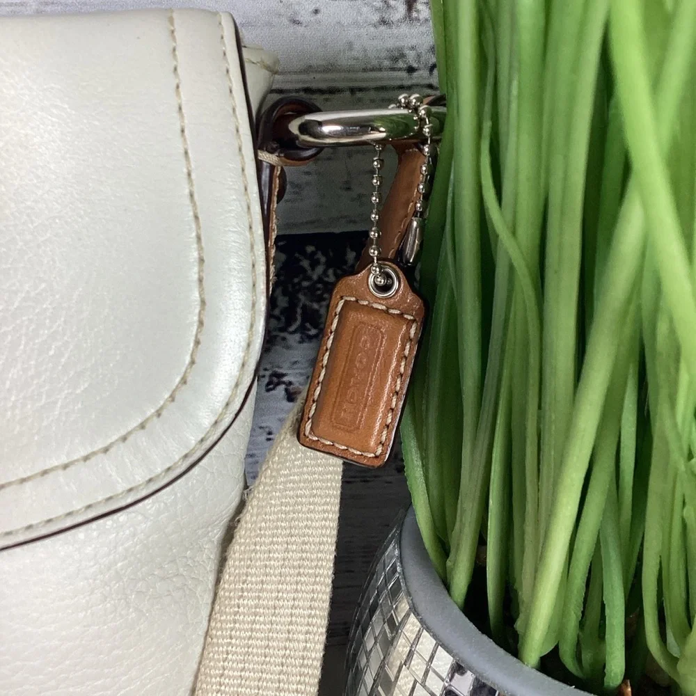 Coach Soho Buckle Flap White and Tan Crossbody Small‎ Fall Bag